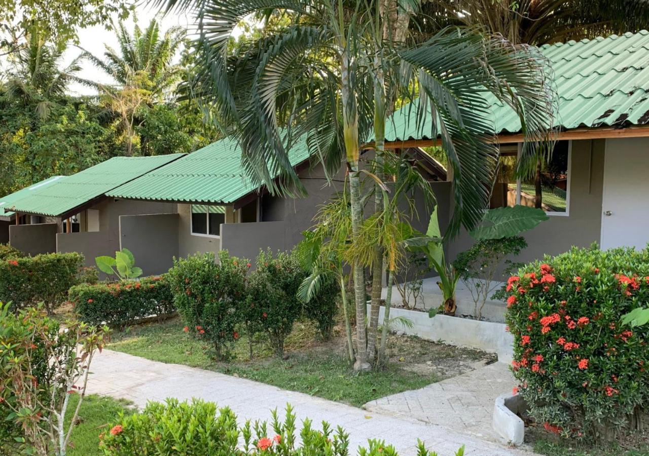 Siam Flora Resort Ko Lanta Esterno foto