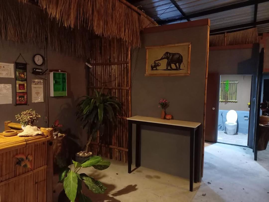 Siam Flora Resort Ko Lanta Esterno foto