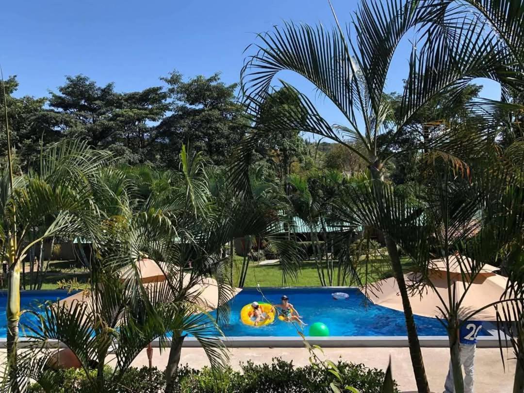 Siam Flora Resort Ko Lanta Esterno foto