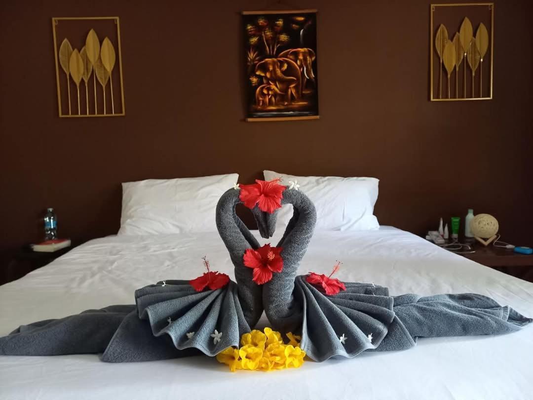 Siam Flora Resort Ko Lanta Esterno foto